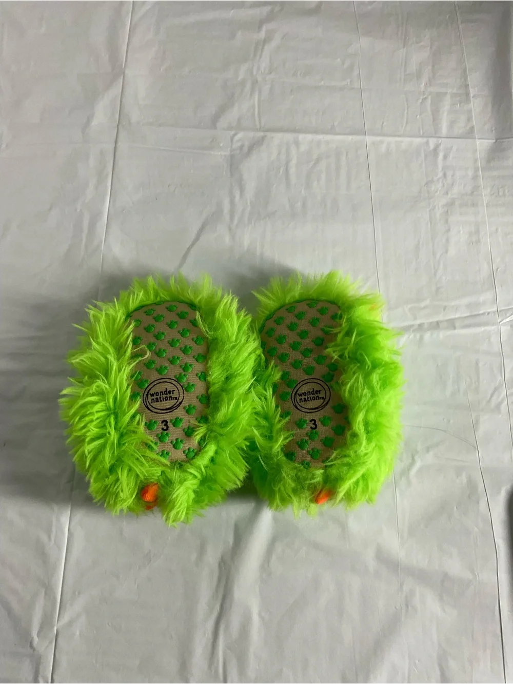 wonder nation Neon Green and Orange Fuzzy Monster Slippers. Size 2  and size 3.